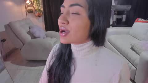 Snapshot of artemis_020 chatting on May 8, 9:03 am FENIX online show from May 8, 9:03 am