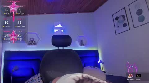 Snapshot of artemis_nyx chatting on November 26, 8:43 pm artemis_nyx online show from November 26, 8:43 pm