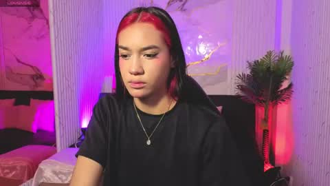 artemiss_tay online show from May 3, 11:49 am