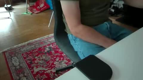 artesian99 online show from October 26, 9:37 am