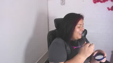 Snapshot of arthemisa_tayy chatting on May 26, 6:53 am Arthemisa online show from May 26, 6:53 am