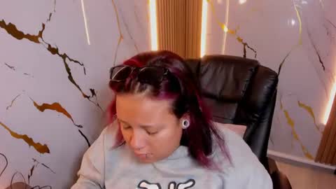 Snapshot of arthemisa_tayy chatting on July 1, 4:47 am Arthemisa online show from July 1, 4:47 am