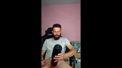 arthur812511 online show from May 25, 4:46 pm