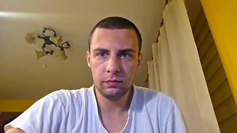 Snapshot of arthur99229 chatting on October 19, 9:48 pm A online show from October 19, 9:48 pm