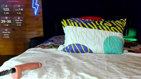 Arthur online show from October 26, 10:58 pm