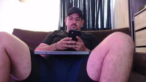 Snapshot of arthurbob26 chatting on May 14, 4:14 pm Sebas online show from May 14, 4:14 pm