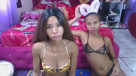 artsloveyou online show from March 9, 5:11 am