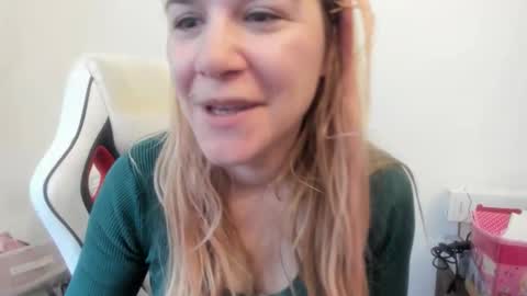 MIA online show from November 7, 8:47 am