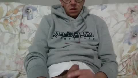 Snapshot of arturpaulval chatting on January 11, 7:38 pm arturpaulval online show from January 11, 7:38 pm