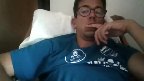 Snapshot of arturpaulval chatting on October 20, 3:01 pm arturpaulval online show from October 20, 3:01 pm