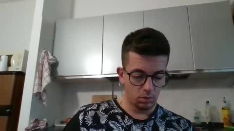 Snapshot of arturpaulval chatting on November 17, 3:51 pm arturpaulval online show from November 17, 3:51 pm