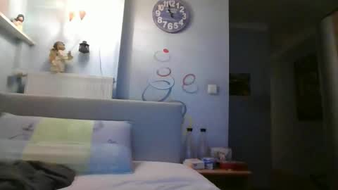 Snapshot of arvo_________ chatting on January 18, 12:58 am Arvo online show from January 18, 12:58 am