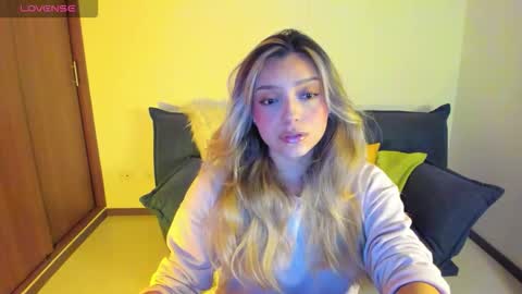 Zahaara online show from November 12, 9:03 pm