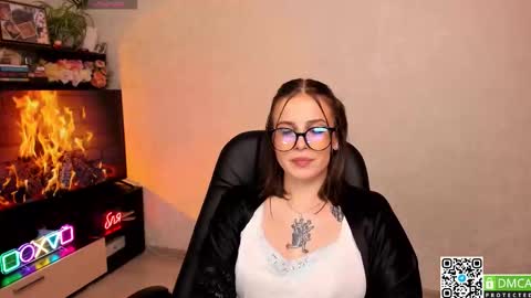 Arya  Fn  Talented Arya   online show from October 13, 9:04 pm