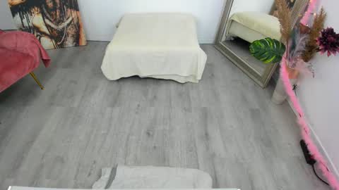 Snapshot of arya_lexa chatting on November 24, 7:24 pm Arya online show from November 24, 7:24 pm