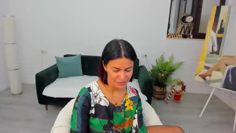 Snapshot of arya_lexa chatting on December 4, 7:33 pm Arya online show from December 4, 7:33 pm