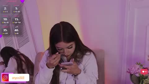 Snapshot of arycooper_ chatting on June 17, 1:45 pm arycooper_ online show from June 17, 1:45 pm
