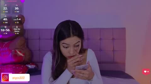 Snapshot of arycooper_ chatting on July 17, 11:39 am arycooper_ online show from July 17, 11:39 am