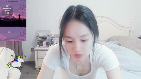 Lily online show from March 10, 3:44 am