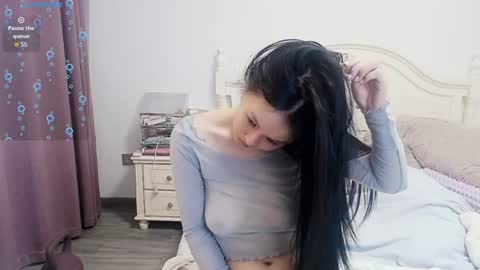 Snapshot of arylia_3 chatting on July 24, 3:37 am Lily online show from July 24, 3:37 am