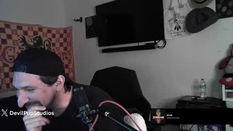 Snapshot of asanator101 chatting on November 28, 7:49 pm devilPup75 online show from November 28, 7:49 pm