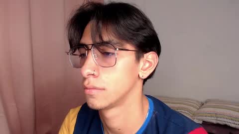 Ash online show from November 18, 12:38 am