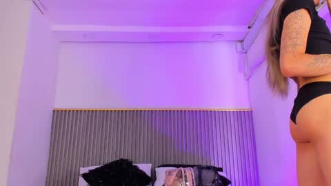 Snapshot of ash_valentine chatting on July 6, 7:38 pm ash_valentine online show from July 6, 7:38 pm
