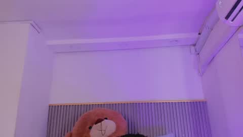 Snapshot of ash_valentine chatting on July 14, 7:41 pm ash_valentine online show from July 14, 7:41 pm