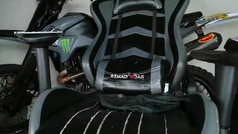 ash_wingrant online show from October 26, 7:14 am