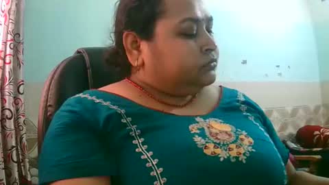 Snapshot of asha3388 chatting on April 1, 10:27 am SONI online show from April 1, 10:27 am