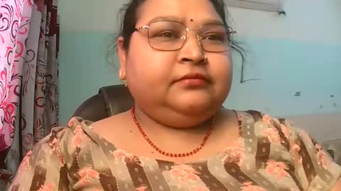 Snapshot of asha3388 chatting on April 9, 7:25 am SONI online show from April 9, 7:25 am