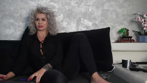 Asha online show from November 20, 9:31 am