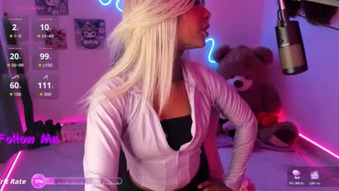 AshantiINDEPENDENT MODEL online show from November 11, 11:27 pm