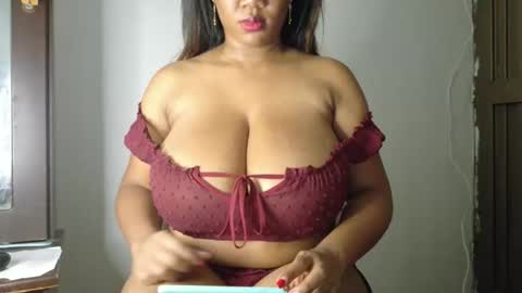 ashanty_1012 online show from February 13, 3:08 pm