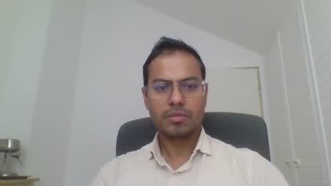 Snapshot of asharma1984xyz chatting on June 12, 11:09 am asharma1984xyz online show from June 12, 11:09 am