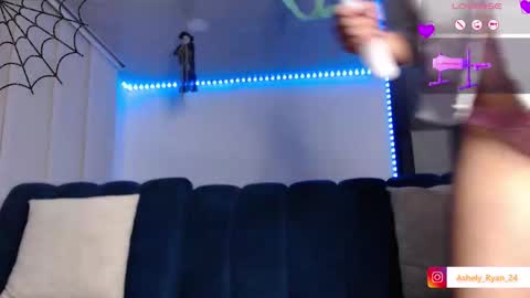 Ashley And Ryan  online show from October 31, 1:28 am