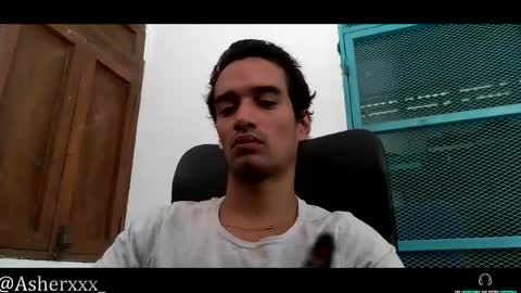 Snapshot of asherxxx_ chatting on May 10, 3:39 pm CARIBBEAN DREAM online show from May 10, 3:39 pm