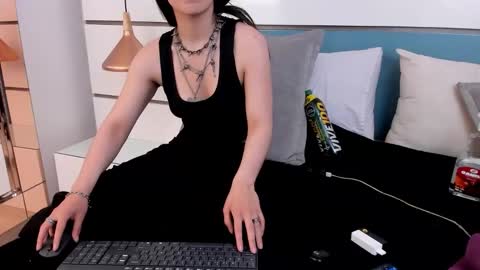 Snapshot of ashkoreh chatting on November 22, 9:47 pm Ashkoreh online show from November 22, 9:47 pm