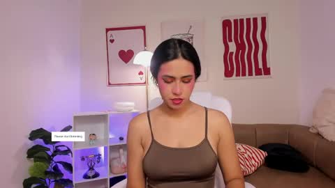Snapshot of ashleeydiamonds chatting on May 11, 12:11 pm online show from May 11, 12:11 pm