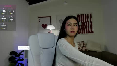 Snapshot of ashleeydiamonds chatting on May 22, 12:11 pm online show from May 22, 12:11 pm