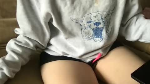 Ashleigh online show from February 25, 4:05 pm