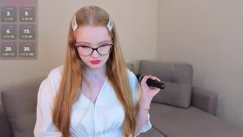 Snapshot of ashleighsexauer chatting on May 27, 4:26 pm ashleighsexauer online show from May 27, 4:26 pm