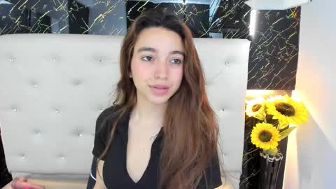 Snapshot of ashley_7777 chatting on February 10, 2:59 pm ashley_7777 online show from February 10, 2:59 pm