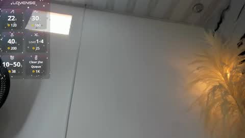 Snapshot of ashley_7777 chatting on March 11, 6:08 pm ashley_7777 online show from March 11, 6:08 pm