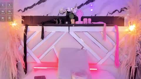 ashley_7777 online show from April 26, 1:42 pm