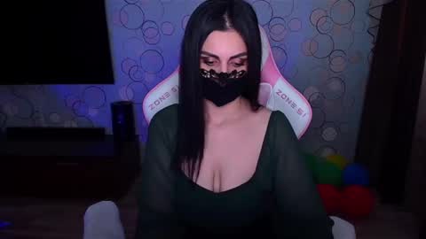 Snapshot of ashley__cooper__ chatting on April 6, 4:32 am Yasmina online show from April 6, 4:32 am