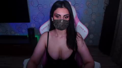 Snapshot of ashley__cooper__ chatting on June 24, 6:12 am Yasmina online show from June 24, 6:12 am