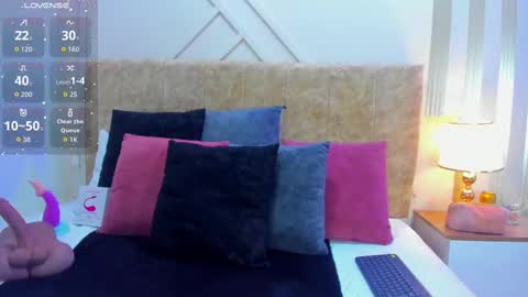 Snapshot of ashley__foxx_ chatting on November 1, 2:19 pm ashley online show from November 1, 2:19 pm