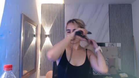 Snapshot of ashley__tylor chatting on May 11, 9:01 pm ashley__tylor online show from May 11, 9:01 pm
