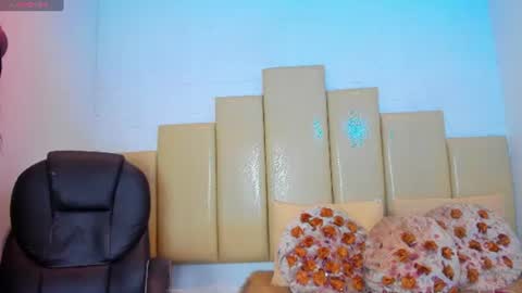 Snapshot of ashley__walker chatting on July 1, 3:52 am ashley online show from July 1, 3:52 am